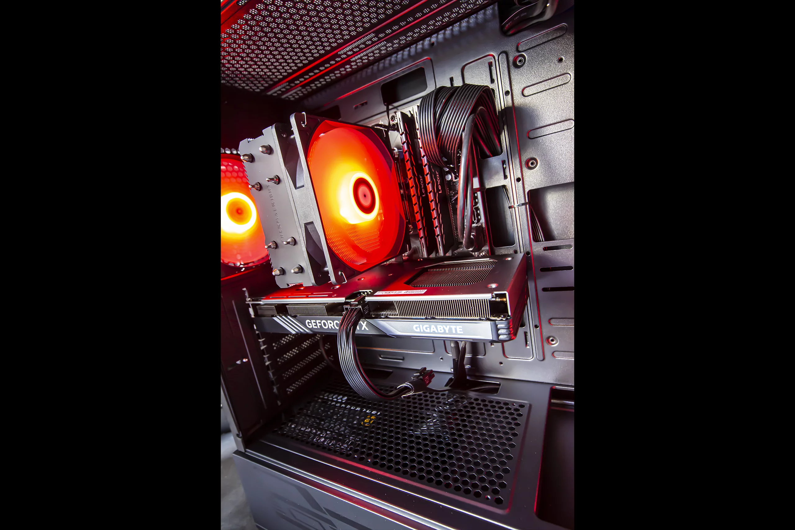 PC Gamer GTHINKS Lyon — I5 12400F | RTX 4060 Ti 8Go | 32Go DDR4 — photo 3