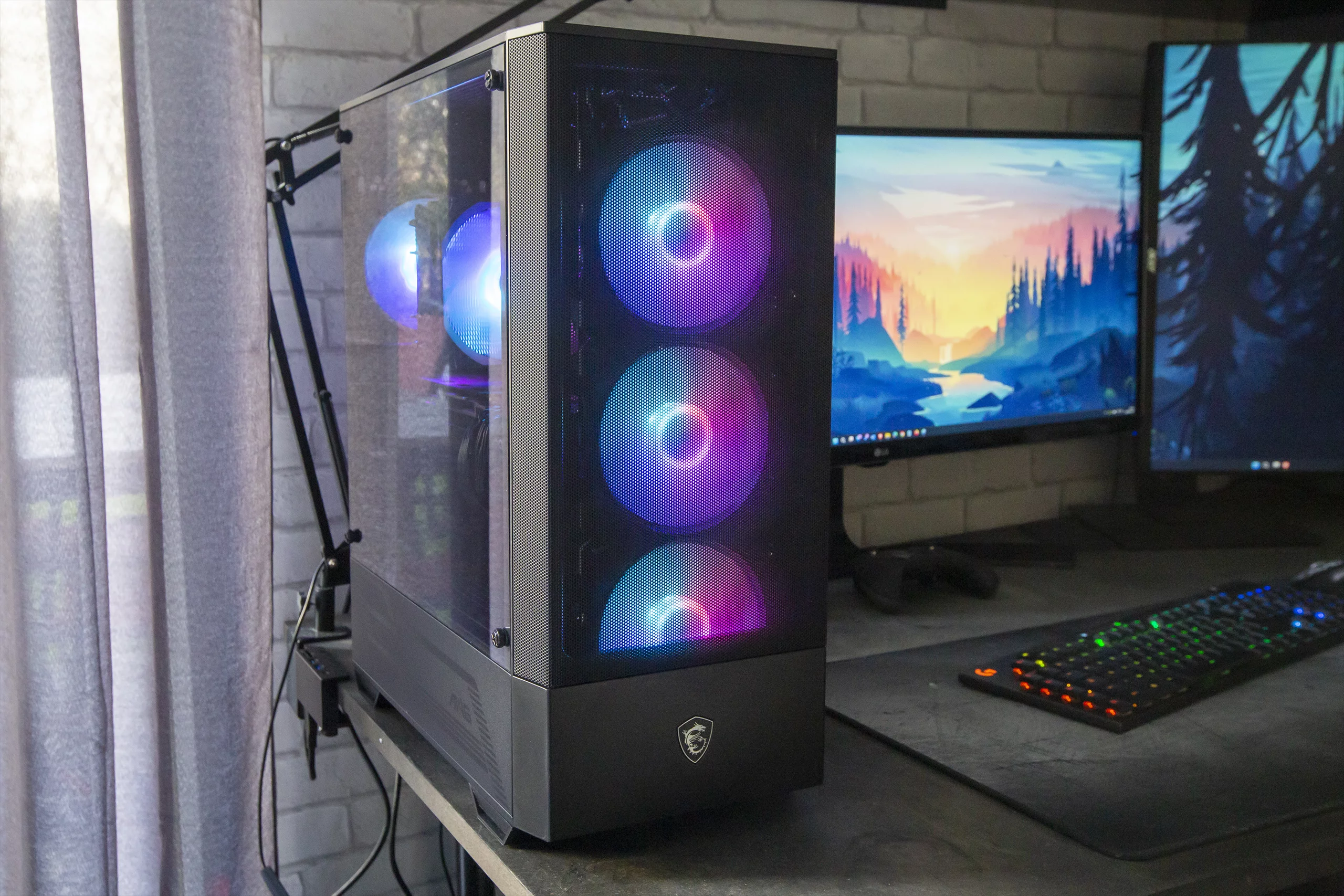 PC Gamer GTHINKS Lyon — I5 13400F | RX 7800 XT 12Go | 32Go DDR4 — photo 1