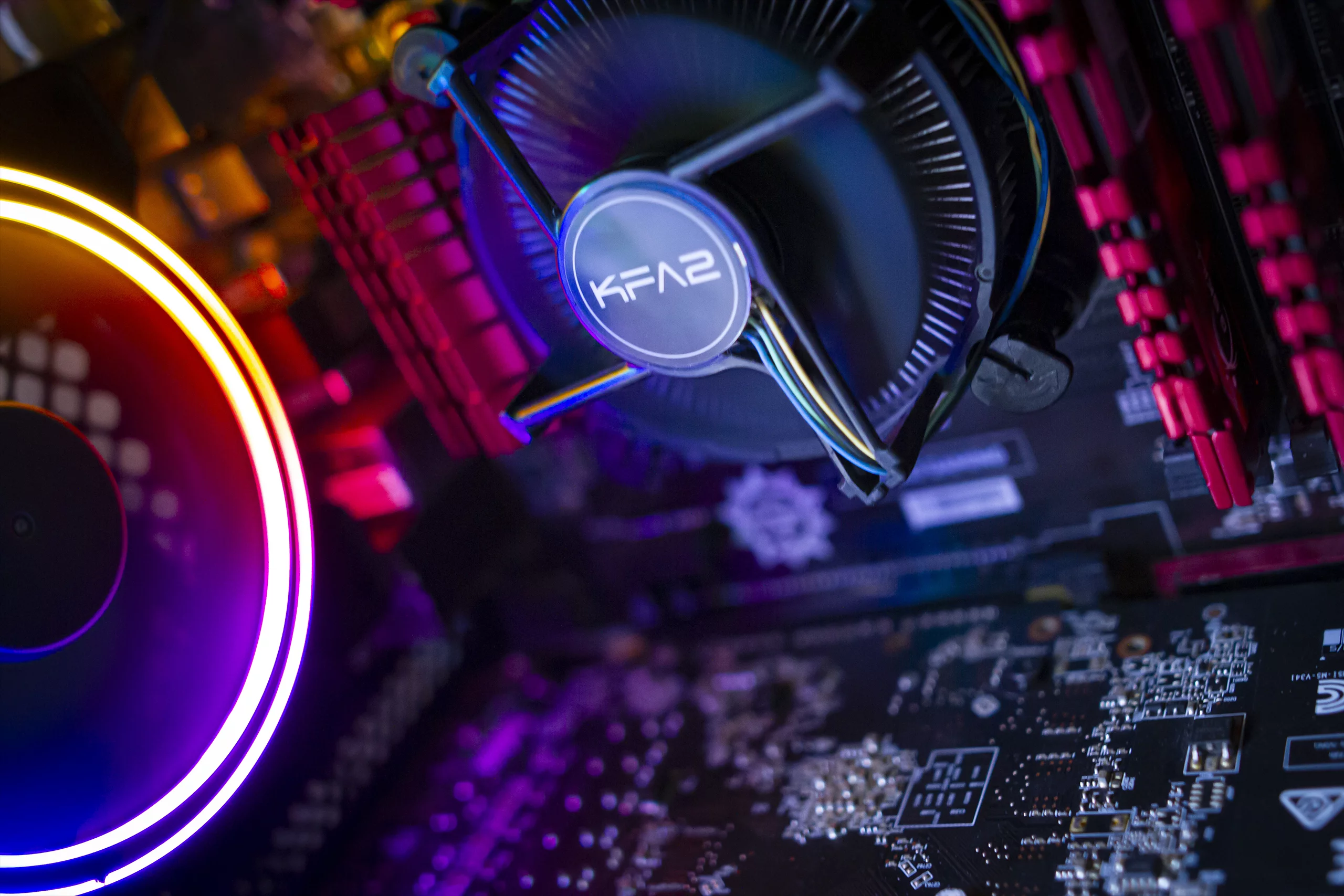PC Gamer GTHINKS Lyon — I5 4590| RX 570 8Go | 16Go DDR3 — photo 3