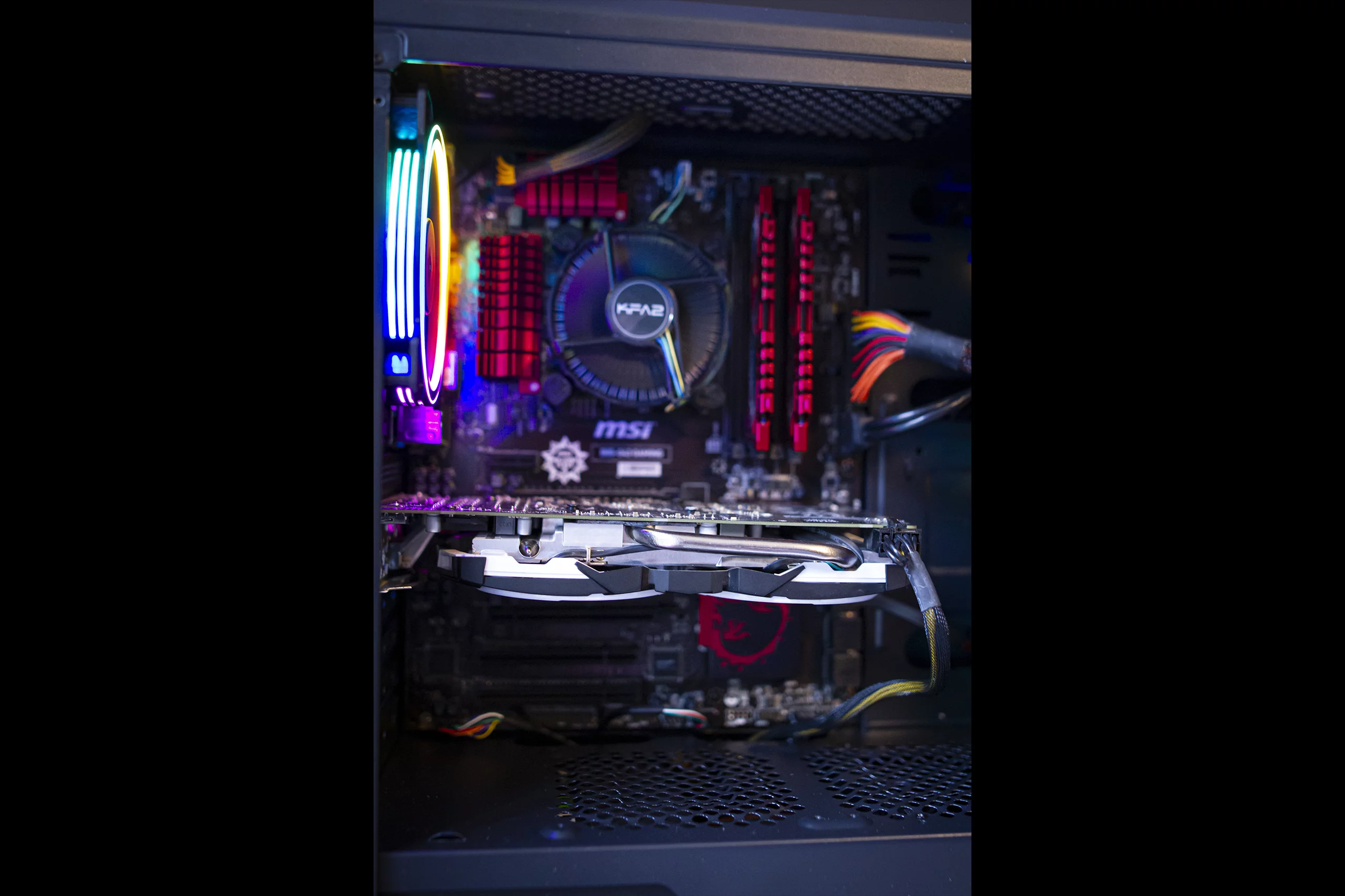 PC Gamer GTHINKS Lyon — I5 4590| RX 570 8Go | 16Go DDR3 — photo 5