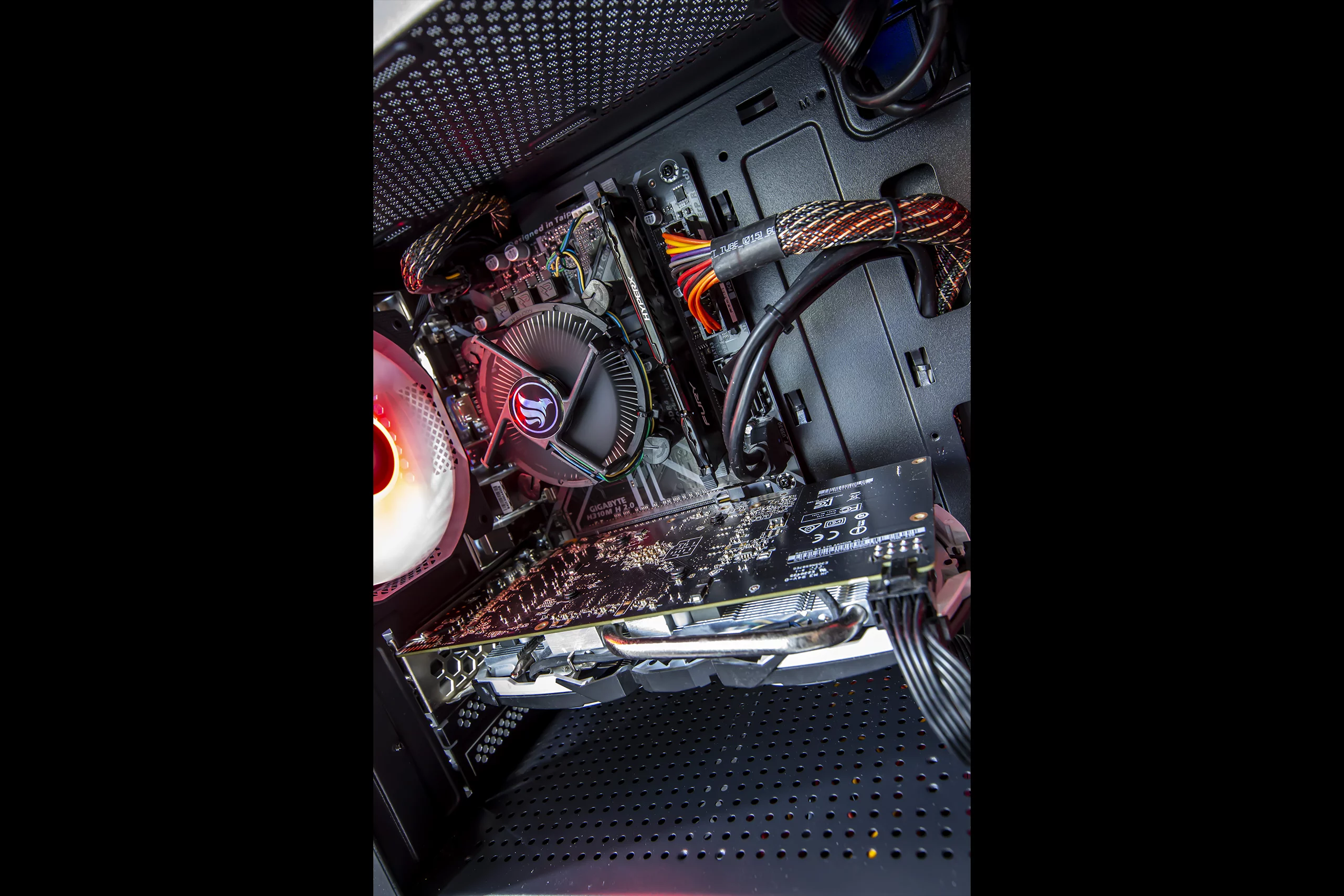 PC Gamer GTHINKS Lyon — I5 8500 | RX 570 4Go | 16Go DDR4 — photo 3