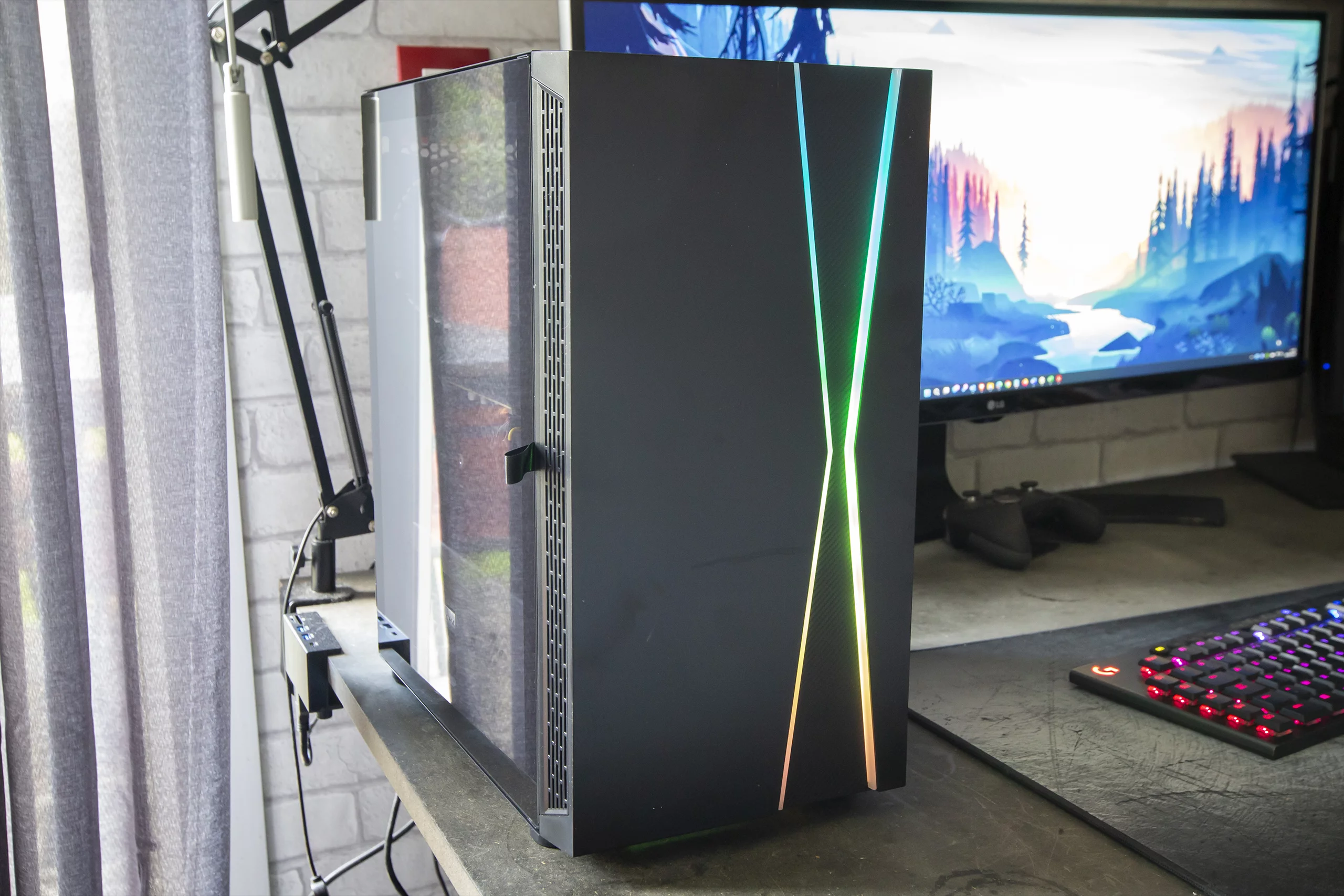 PC Gamer GTHINKS Lyon — I5 8500 | RX 5700 XT 8Go | 16Go DDR4 — photo 1
