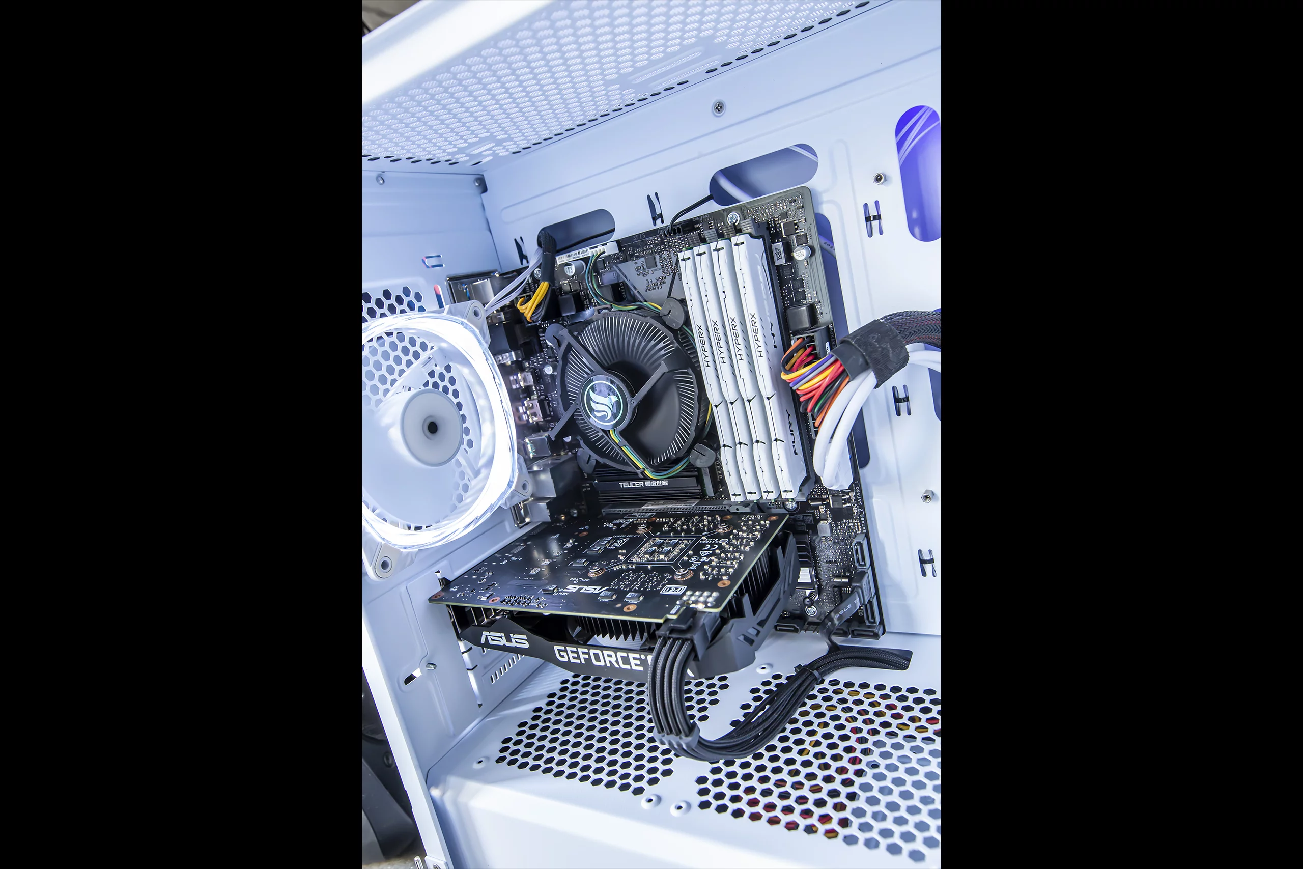 PC Gamer GTHINKS Lyon — I5 9400F | GTX 1660 S 6Go | 16Go DDR4 — photo 3