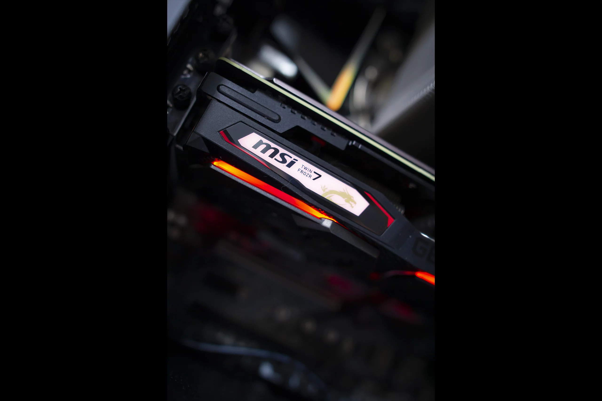 PC Gamer GTHINKS Lyon — I5 9400F | RTX 2060 S 8Go | 16Go DDR4 — photo 3
