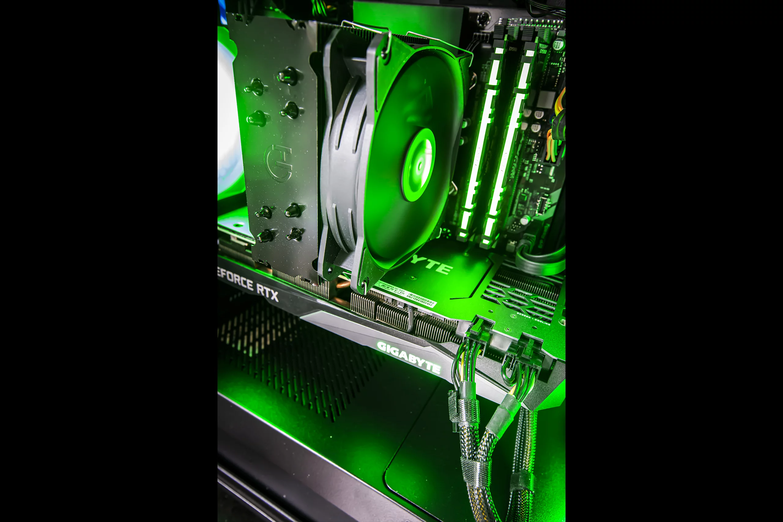 PC Gamer GTHINKS Lyon — I7 11700 | RTX 3070 Ti 8Go | 32Go DDR4 — photo 3