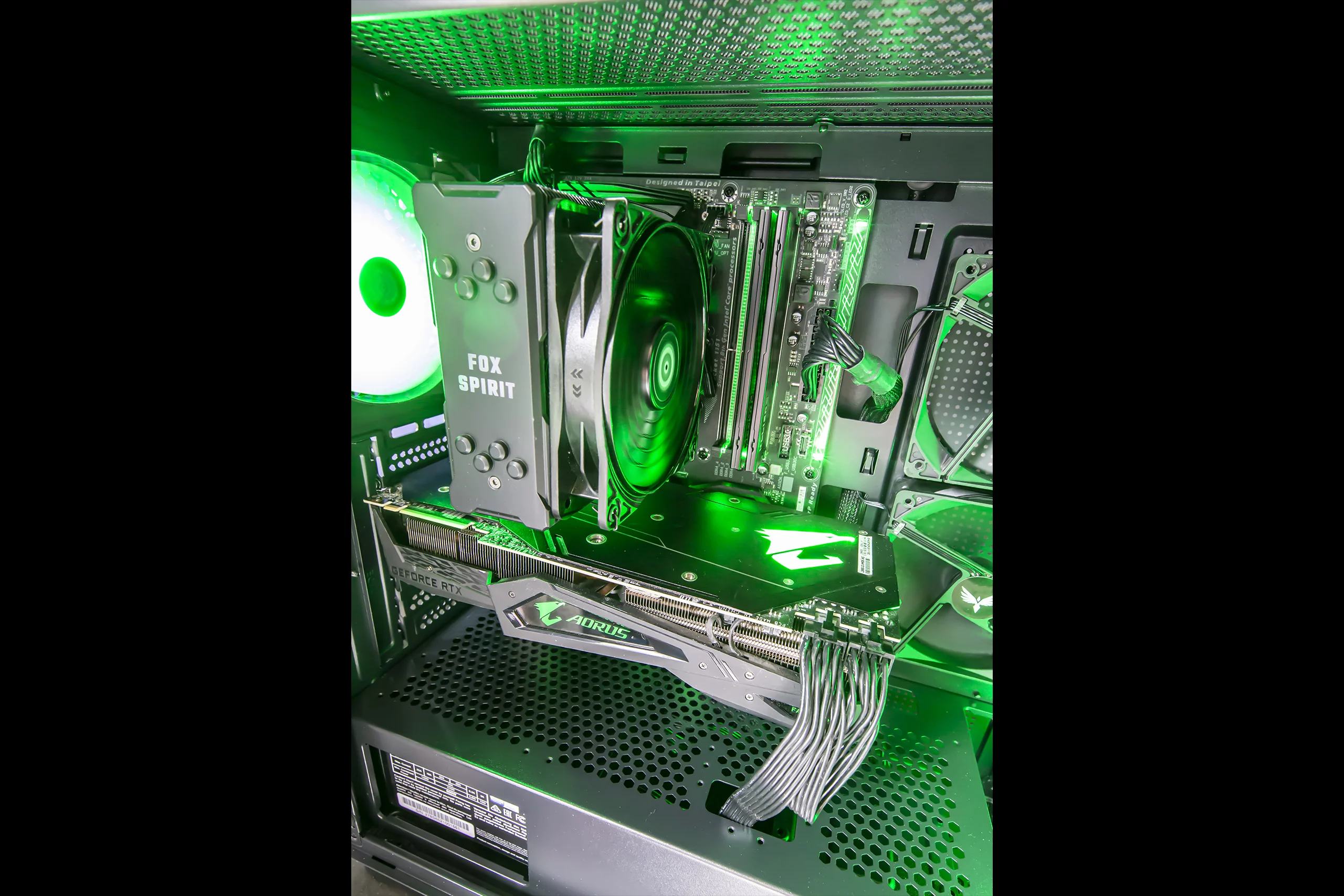 PC Gamer GTHINKS Lyon — I7 8700 | RTX 2080 Ti 11Go | 32Go DDR4 — photo 3