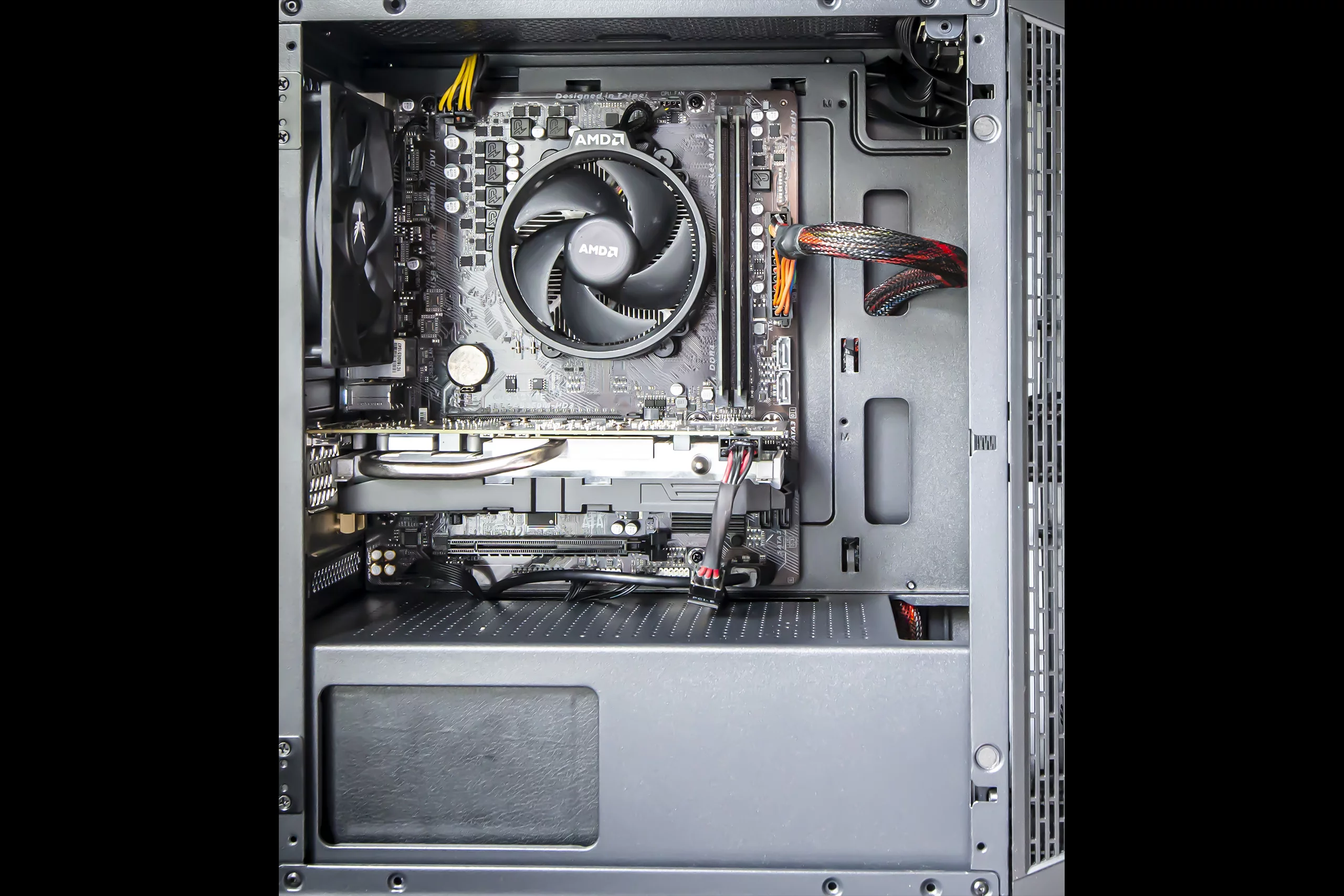 PC Gamer GTHINKS Lyon — R5 1400 | GTX 1660 Super 6Go | 16Go DDR4 — photo 2