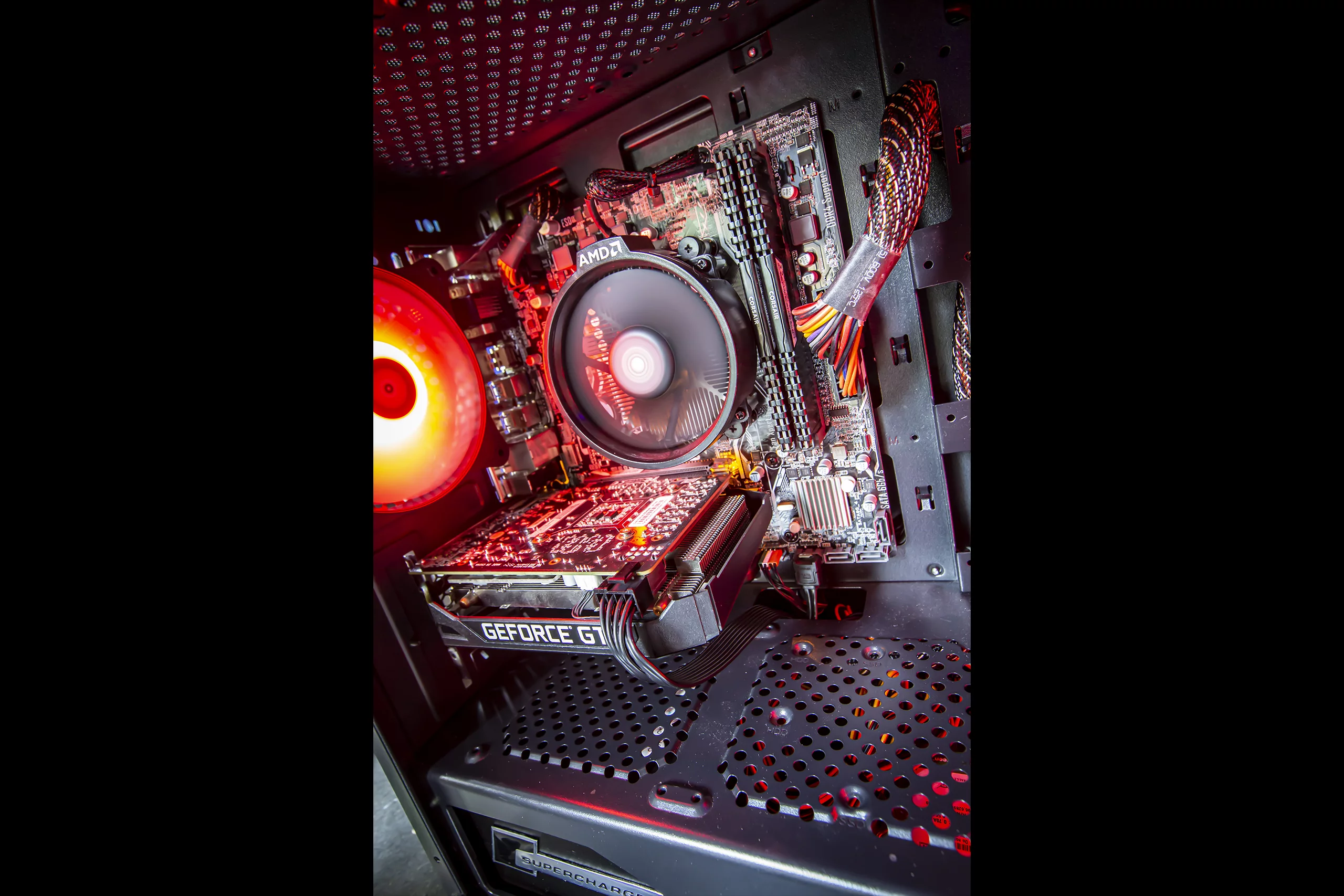 PC Gamer GTHINKS Lyon — R5 1600X | GTX 1660 Ti 6Go | 16Go DDR4 — photo 3