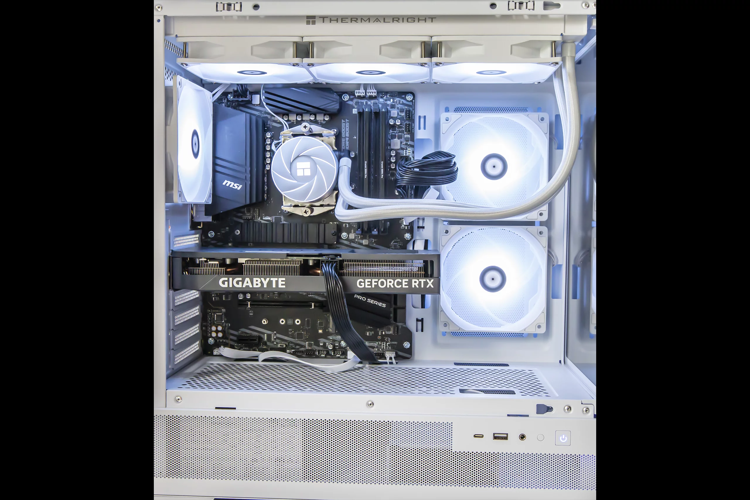 PC Gamer GTHINKS Lyon — R5 5600X | RTX 4060 Ti 8Go | 32Go DDR4 — photo 2