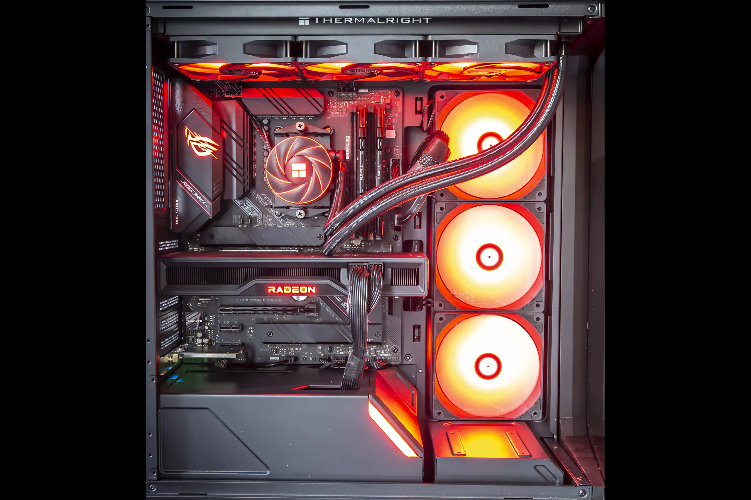 PC Gamer GTHINKS Lyon — R5 5600X | RX 6750 XT 12Go | 32Go DDR4 — photo 2