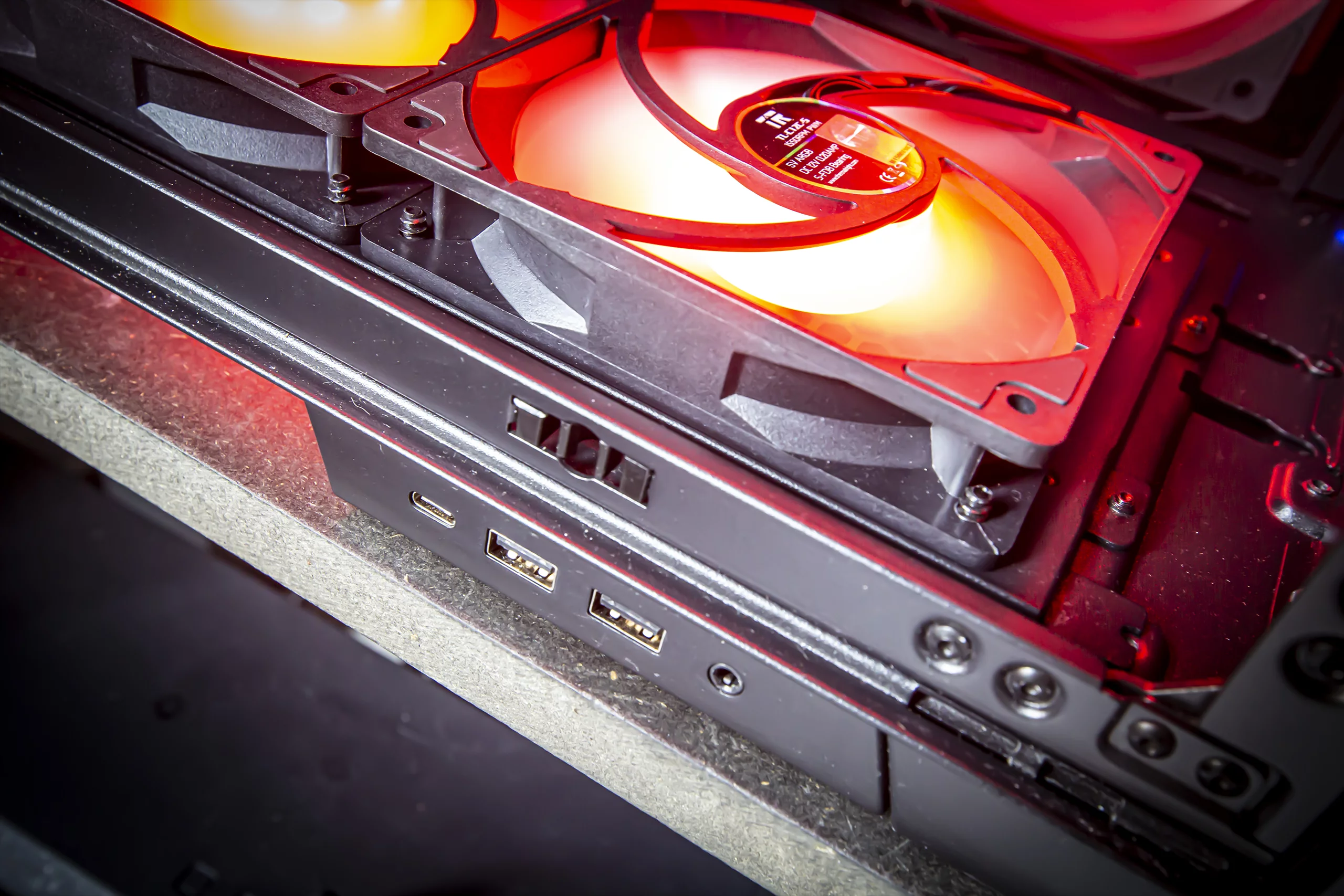 PC Gamer GTHINKS Lyon — R7 5700X | RTX 4060 Ti 16Go | 32Go DDR4 — photo 6